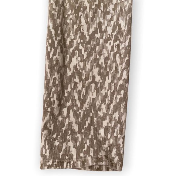 LUCKY BRAND Little Temple Sophia Capri Skinny Jeans - Picture 3 of 10